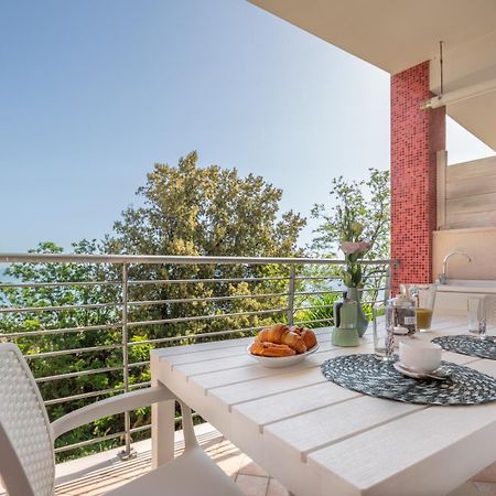 פרנקווילה אל מארה Abruzzodamare Amazing Apartments With Romantic Sea View מראה חיצוני תמונה