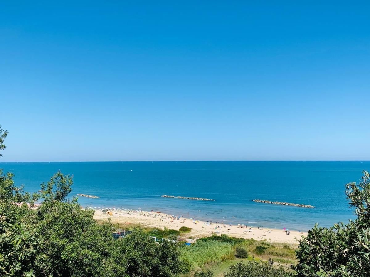 פרנקווילה אל מארה Abruzzodamare Amazing Apartments With Romantic Sea View מראה חיצוני תמונה
