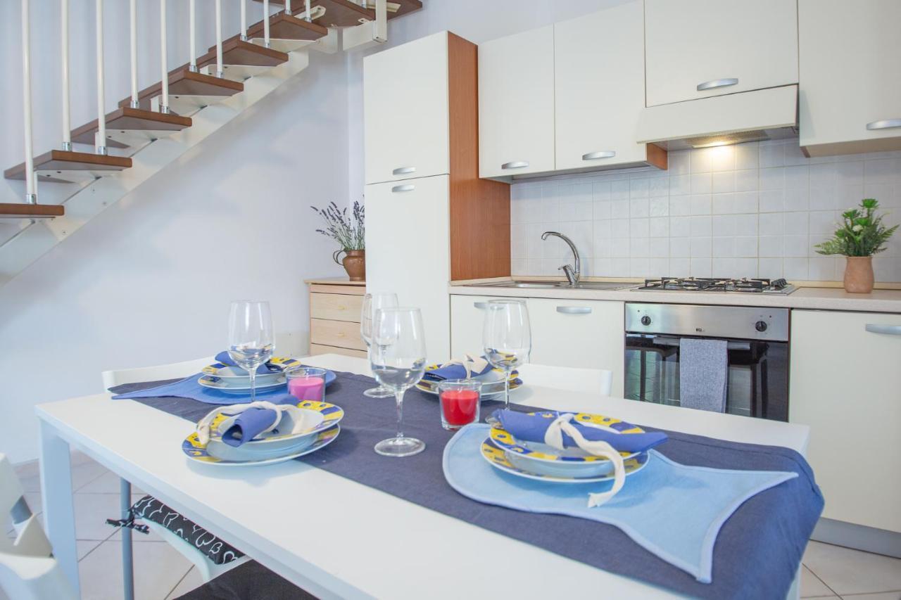 פרנקווילה אל מארה Abruzzodamare Amazing Apartments With Romantic Sea View מראה חיצוני תמונה