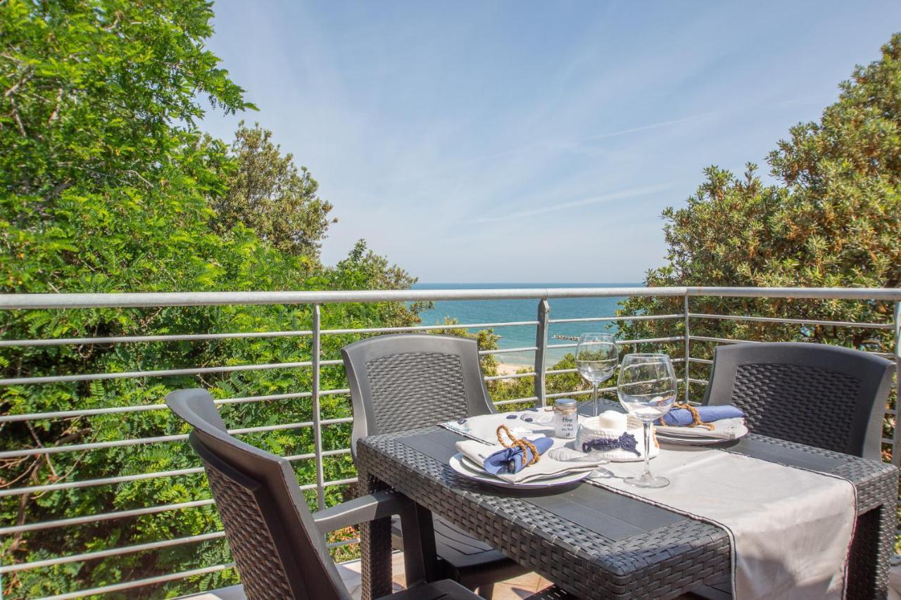 פרנקווילה אל מארה Abruzzodamare Amazing Apartments With Romantic Sea View מראה חיצוני תמונה