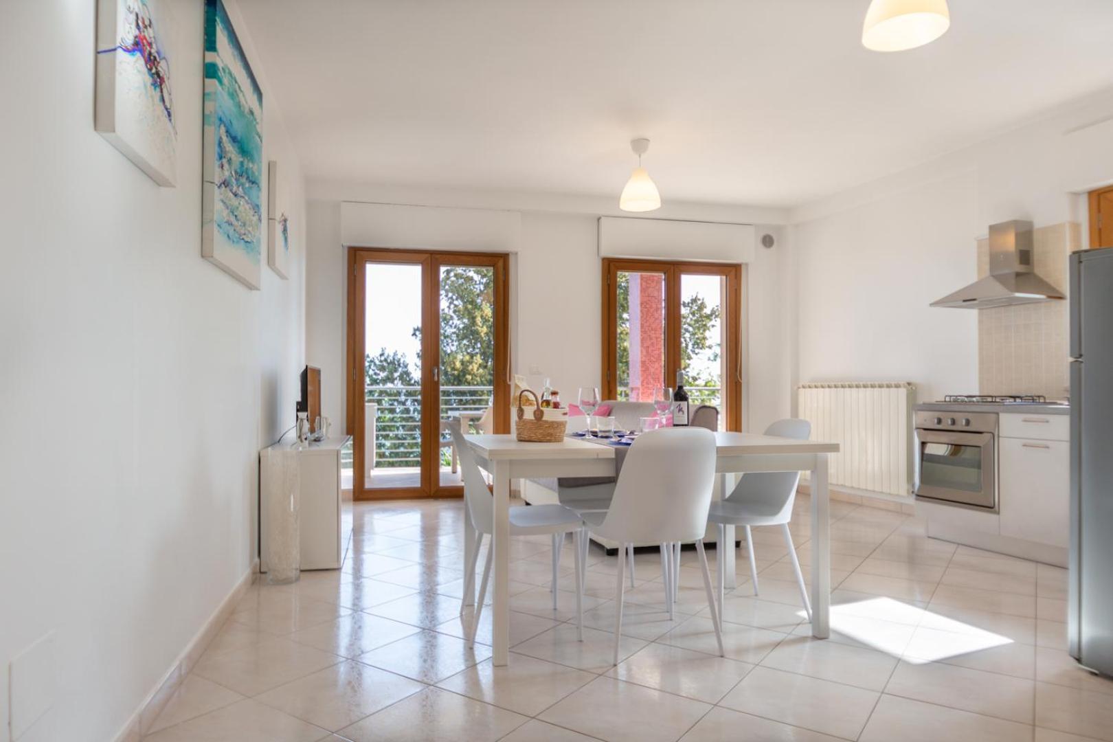פרנקווילה אל מארה Abruzzodamare Amazing Apartments With Romantic Sea View מראה חיצוני תמונה